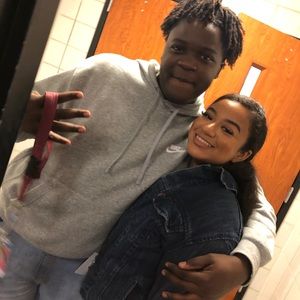 Meet your Posher, Derrick